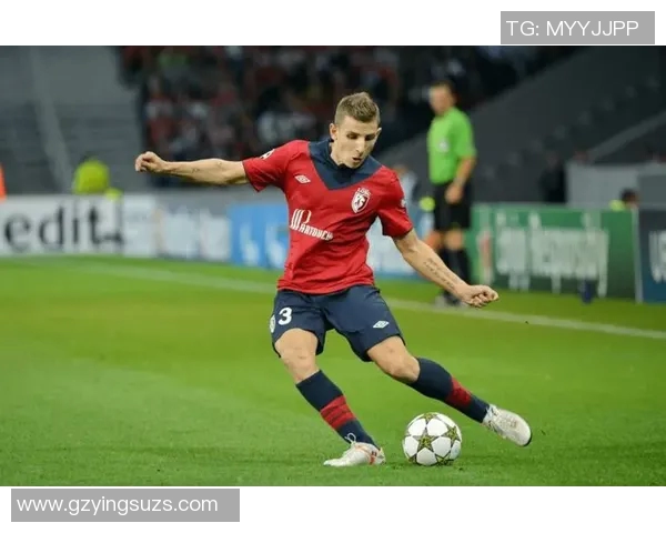 足球巨星脚下功夫全解析带你看懂顶级球员技术与比赛细节